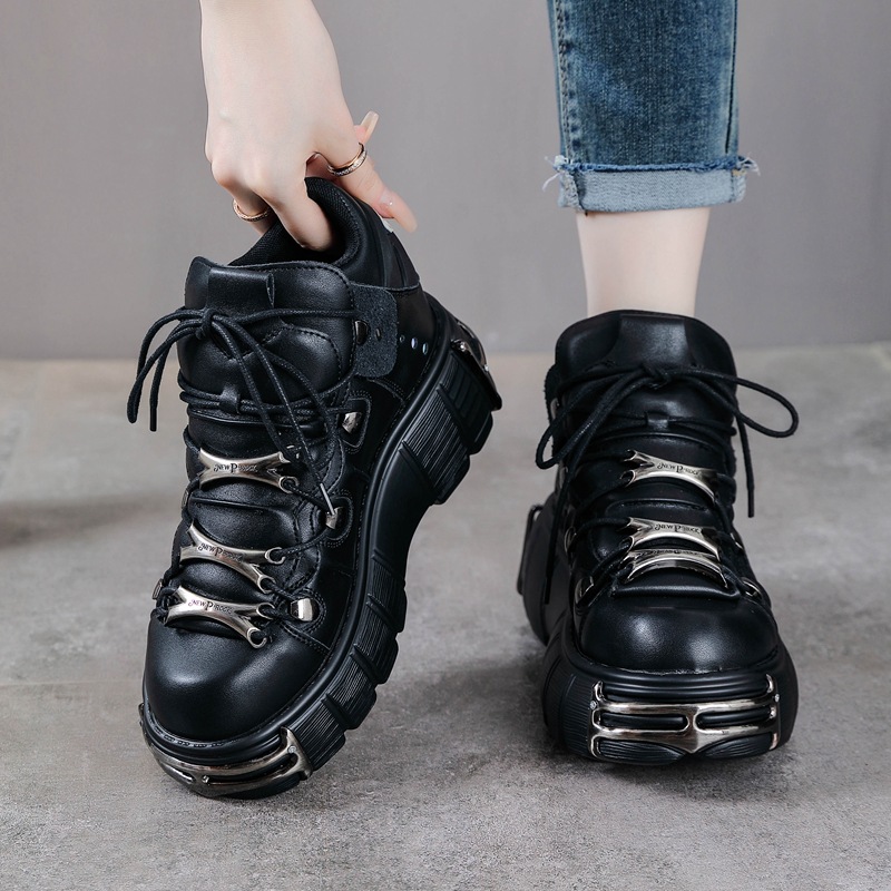 Women Shoes Must Have - La mode paresseuse doit-avoir! Chaussures hautes